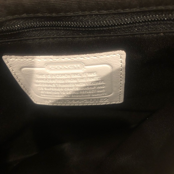 Exquisite coach bag NWT wow!! - Picture 6 of 7